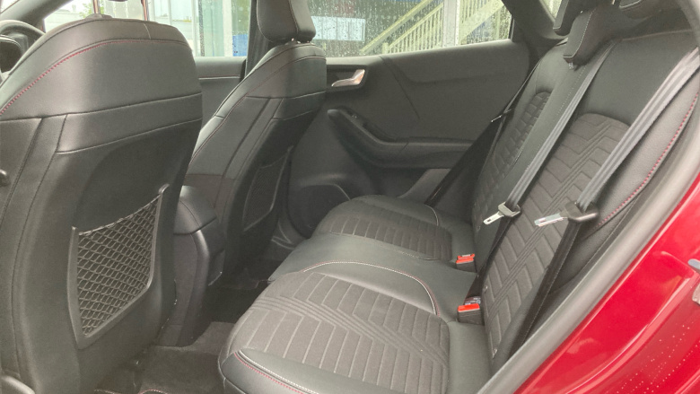 Ford Puma 1.0 EcoBoost Hybrid mHEV Vivid Ruby Edition 5dr Petrol Hatchback